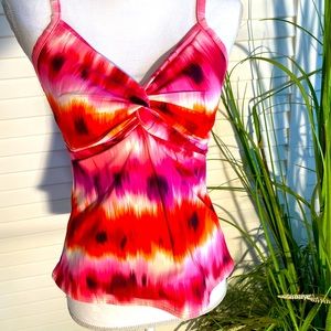 Miraclesuit tanktini top